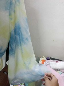 Tie-dye Long Sleeve Top