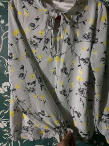 Flower Printed Tie Knot Top