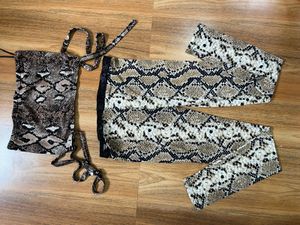 Sexy Snake Print Cord set 🤌🏻🤌🏻
