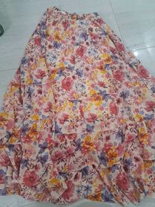 A Floral Tiered Long Skirt