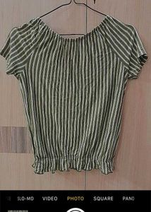 Causual dark green crop top