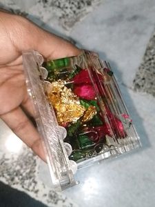 Glass Crystal House (paperweight/Penholder)