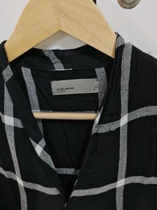 Checkered Long Sleeve Top