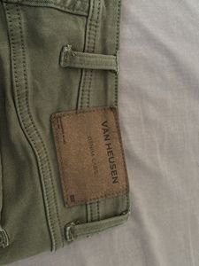 Van Heusen Jeans (size 30), Stretchable