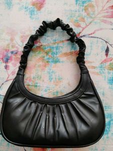 Black Ruched Handle Bag