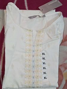 Avaasa Elegant Ethnic Kurta