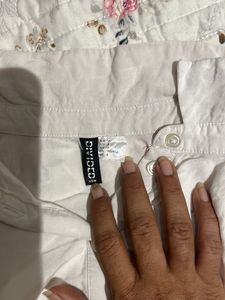 Divided by HNM  White shirt