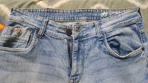 JJJ Jeans - Light Wash Denim