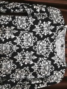 Black And White Printed Top For Winters