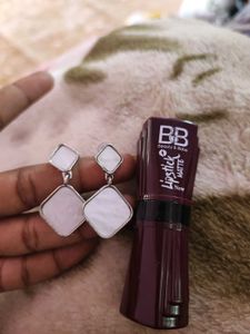 Maroon Lipstick With Free Square Drop Earrings