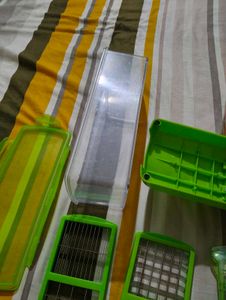 Vegetable And Fruit Chopper