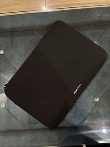 Laptop Sleeve Case: Amazon Basics