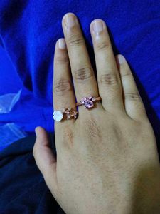 Two Rings Pink Paw And White Flower