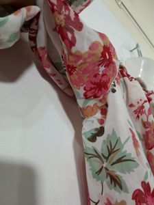 PRICE DROP!! Multicolor Top (Womans)