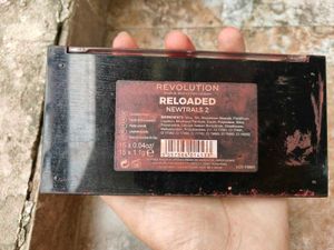 Makeup Revolution Eyeshadow Palette
