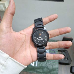 🕒 Fastrack Black Analog Watch – Stylish &amp; Sleek