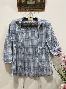 Cute top/shirt (S/M)