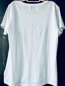 Levis White T-shirt