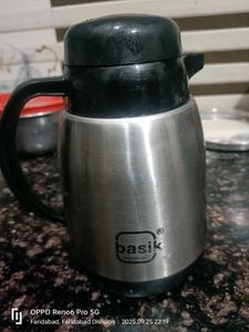 Basik Flask &amp; Cups set