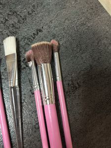 make Up Brushes