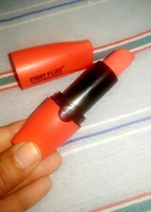 First Flirt Enrich Matte Lipstick 💄