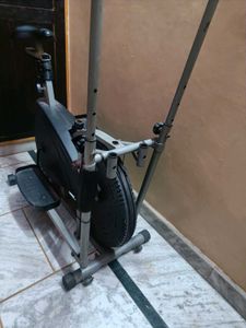 Cross Trainer