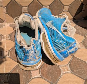 Nike Blue Shoes – Size 10 (Used)