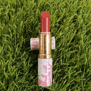 Estee Lauder Limited Edition Lipstick