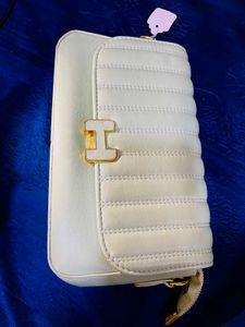 Women Trendy Handbags ✨