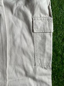 H&amp;M Beige Cargo Pant