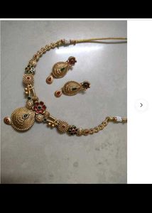 Jwellery Set With Two Earning No Coin New