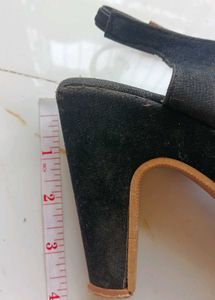 Stylish Black heels 🖤👠