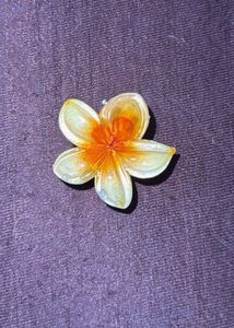 🌻✨Yellow Flower Hair Clip✨🌻