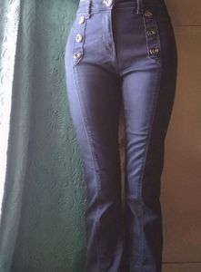 TOKYO TALKIES BELL BOTTOM WOMEN&#39;S JEANS.