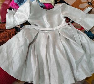 Adorable Girls' Party Dress