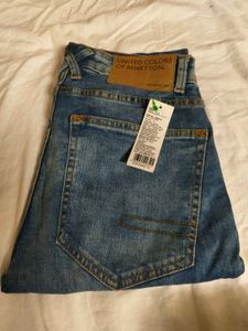 brand new benetton Jean&#39;s 28 size