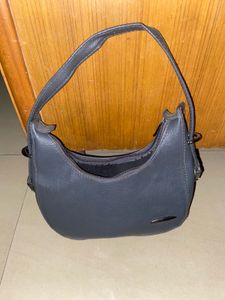 Sling Bag