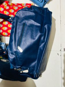 Navy 👜 Handbag  🛍️ Fix Rate