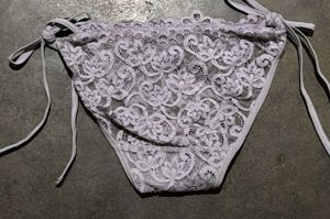 Lace Tie-Side Thong(small Or Medium)