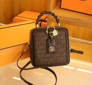 IMPORTED QUALITY SLING BAG