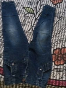 5 Pc.6 To 8 Yr Boy Jeans  Good Condition
