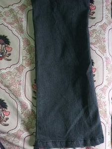 Charcoal Black Bootcut Zudio Jeans