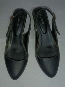 Marc Loire Black Slingback Heels