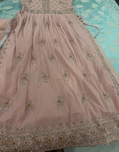 the pink plazo set