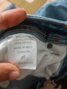 Roadster Jeans