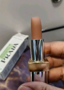 Prada Lipstick  B01 Argile