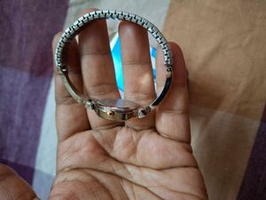 Avon Watch