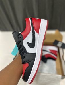Air Jordan 1 Low Bred Toe