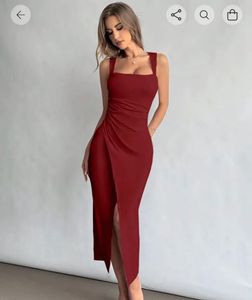 Elegant Maroon Bodycon Midi Dress