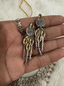 Elegant Necklace &amp; Earring Set